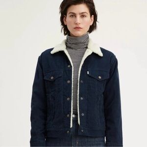 Levi's Women's Dark Blue Denim Jacket with Sherpa Lining